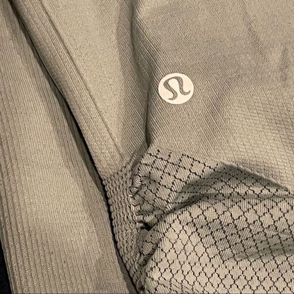 Lululemon Awakening Crop - Taryn Toomey Collection Earl Grey - Picture 7 of 14